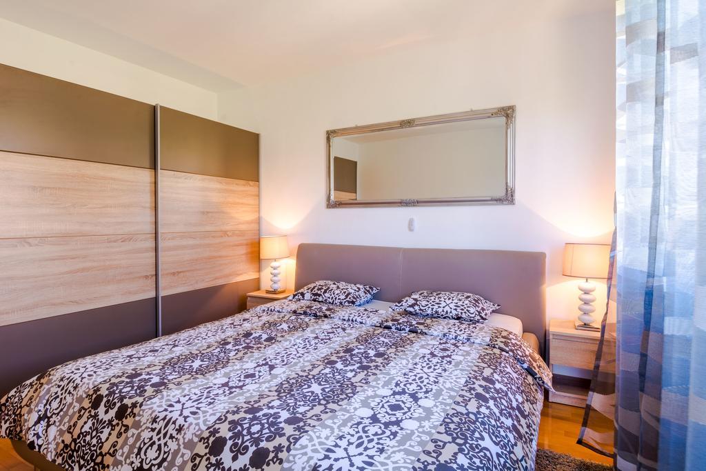 Appartement Magis à Split Extérieur photo